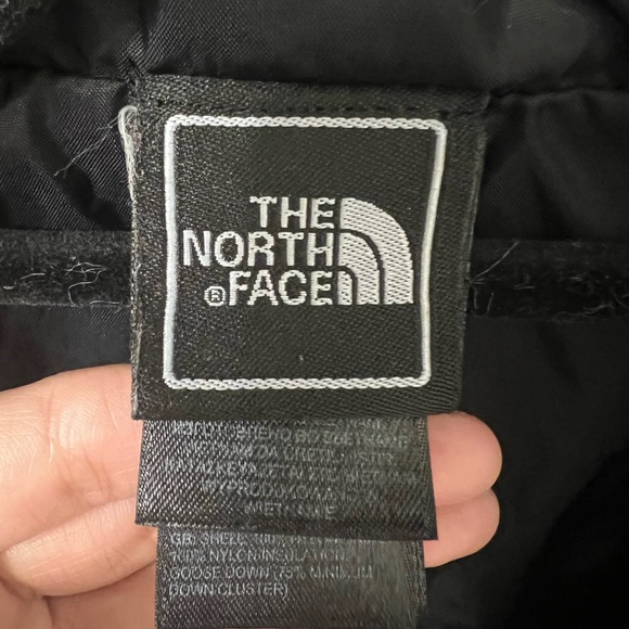 (SOLD) The North Face Diamond Quilted Puffer - Picture 4 of 5